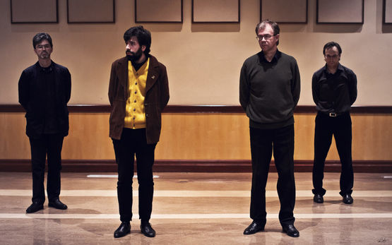 ים עם חברים