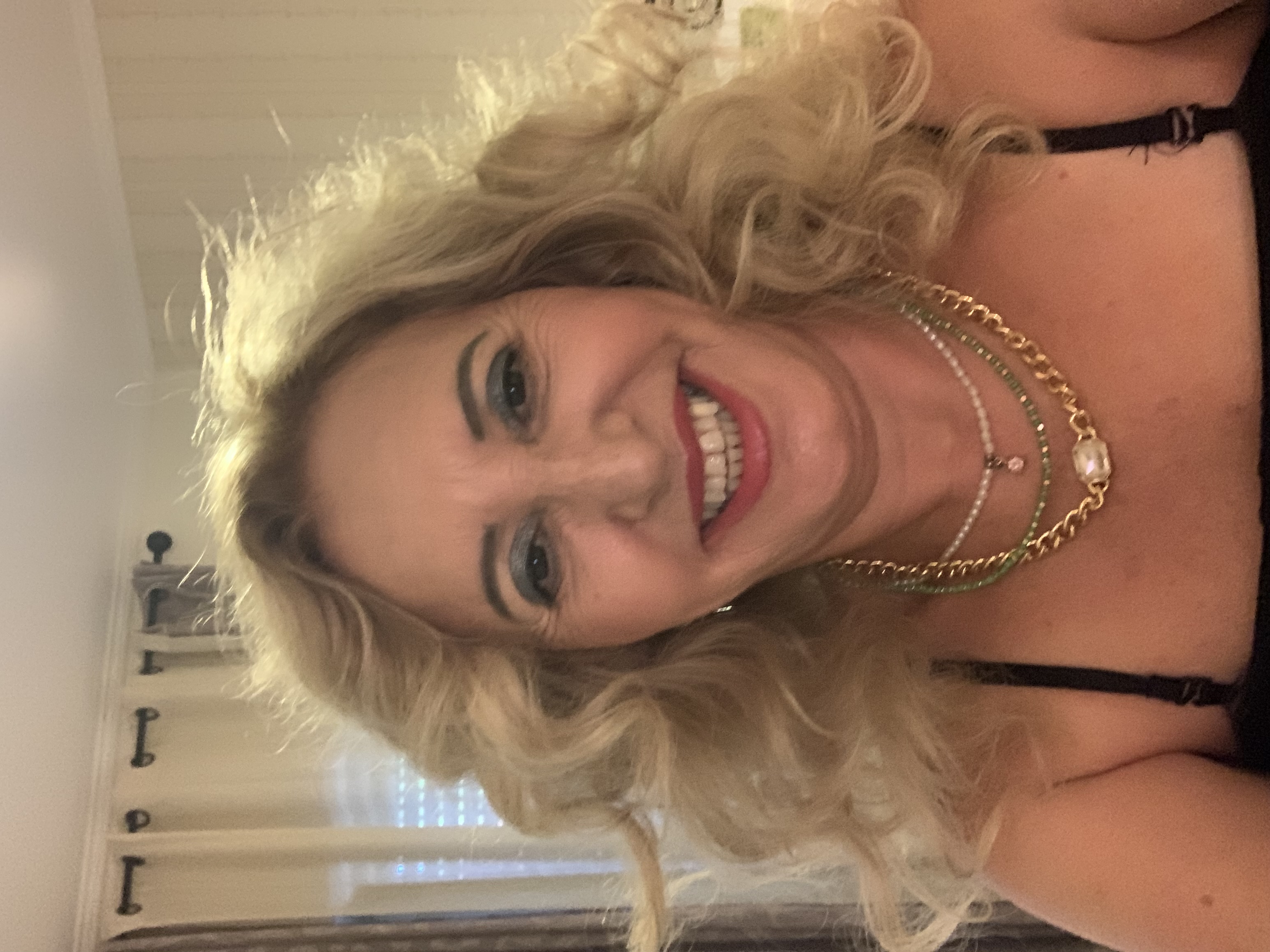 מרי אשרקיאן קריספין